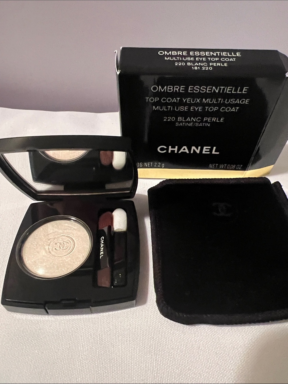 CHANEL Ombre Essentielle Multi-Use Eye Top Coat 220 Blanc Perle